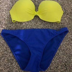 Hollister swimsuit set